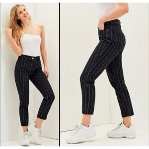 Pacsun‎ Jeans Gray Pinstripe Pockets Mom Style Charcoal Wash Size 24